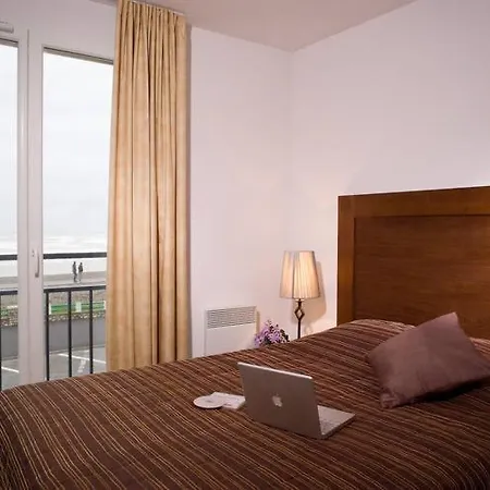 Apartament Comfortably Furnished With A Balcony Or Terrace Cayeux-sur-Mer
