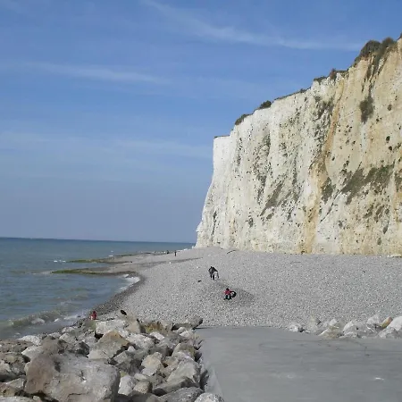 Comfortably Furnished With A Balcony Or Terrace Apartament Cayeux-sur-Mer